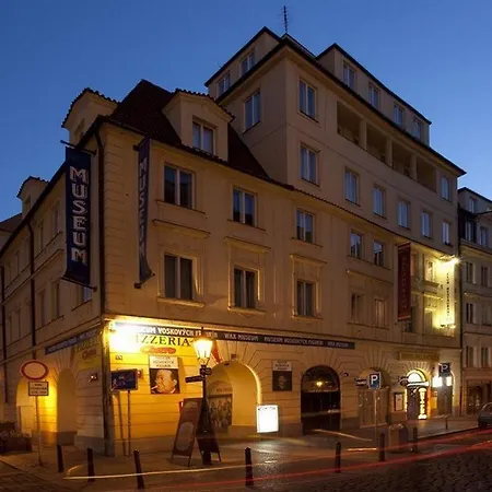 Otel Melantrich Old Town 3*