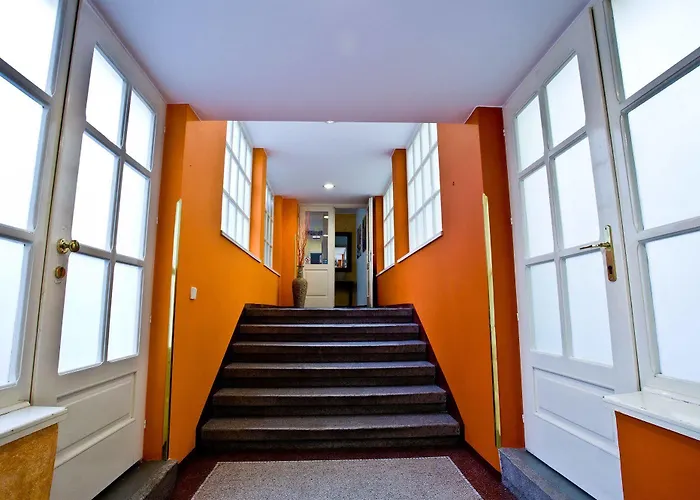 酒店 Melantrich Old Town 3*